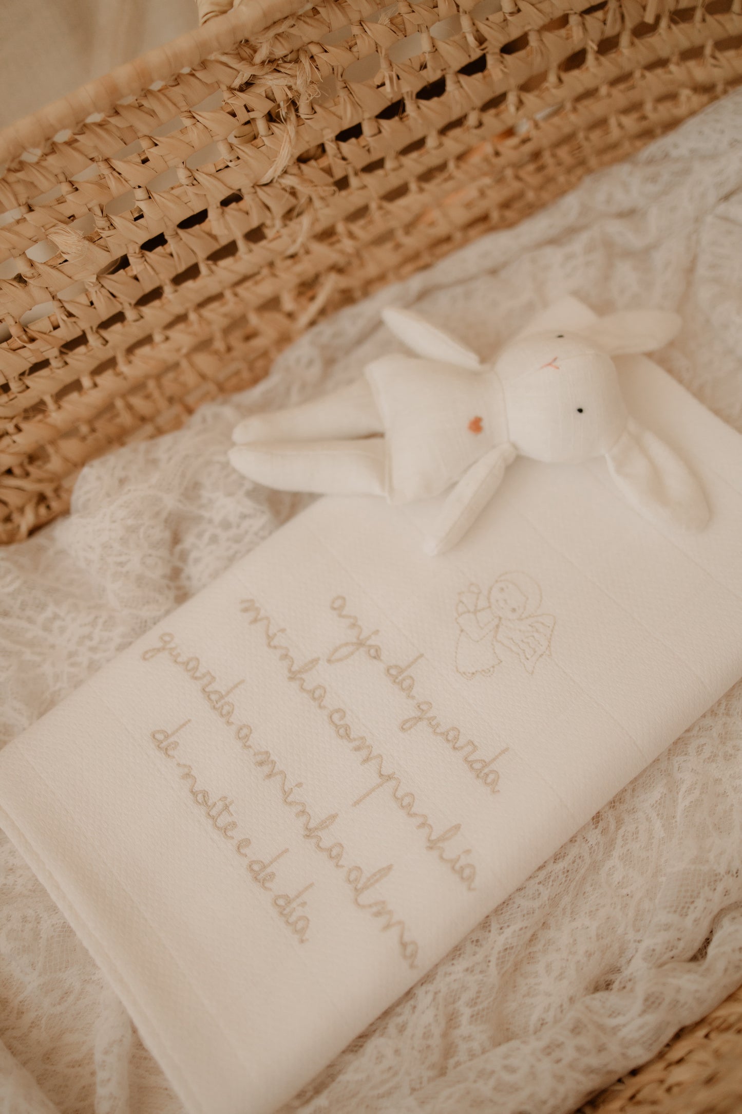 Fralda de Pano Bordada | Anjo da Guarda