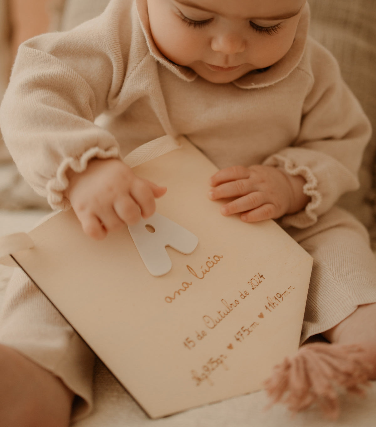 Placa de Nascimento Personalizada em Madeira Natural - imagem 1 de 3 | Little Bunny